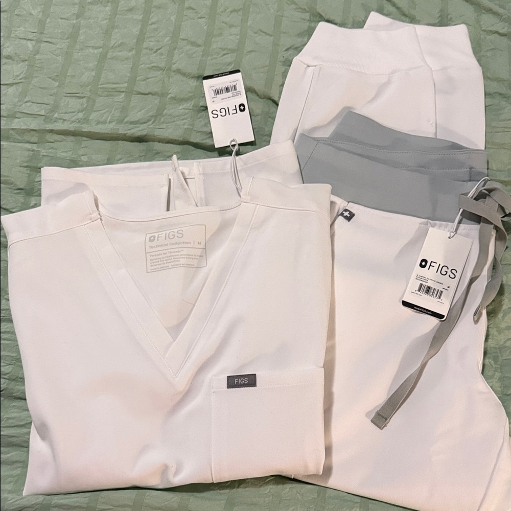 Figs Women's optic White Set